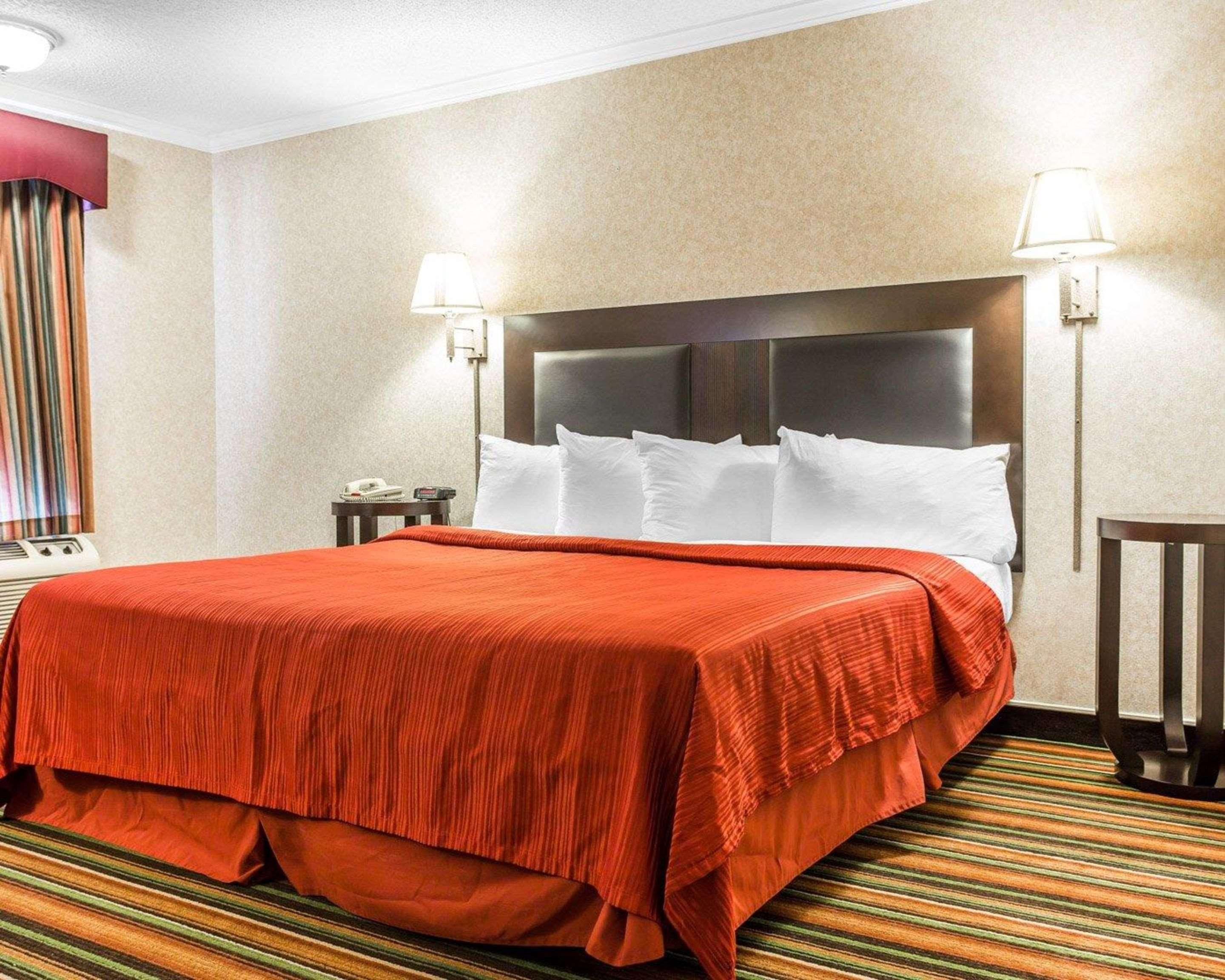 Quality Inn Marietta Exterior photo