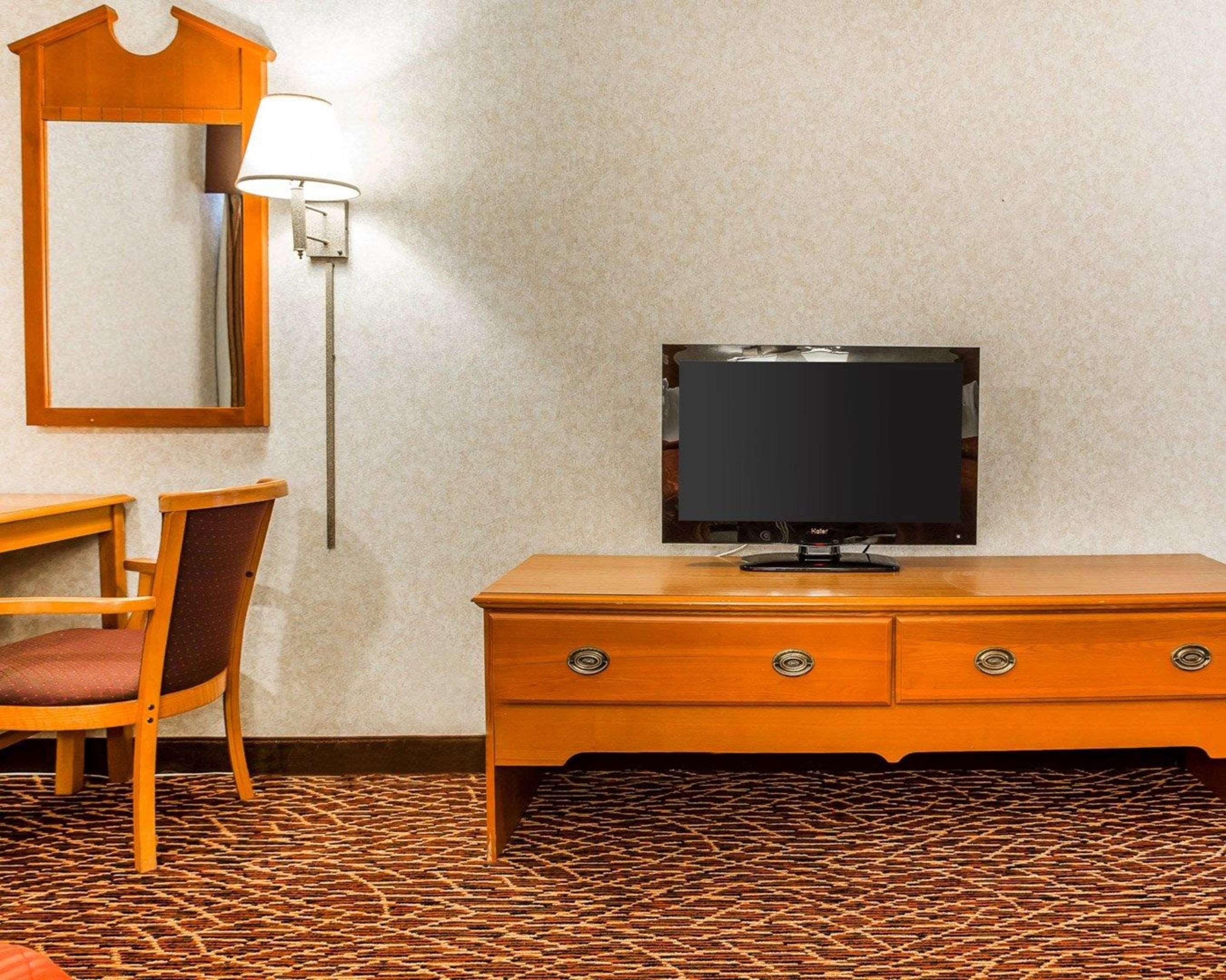 Quality Inn Marietta Exterior photo