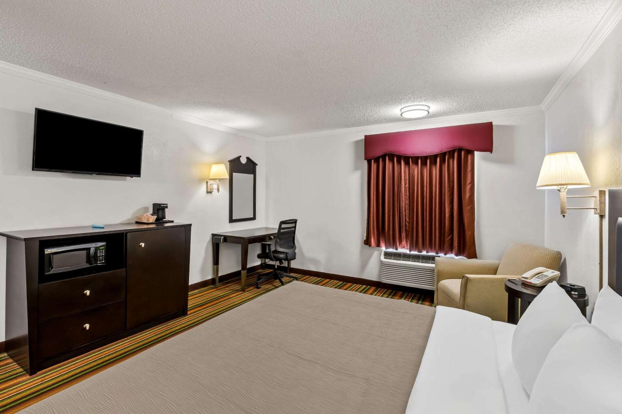 Quality Inn Marietta Exterior photo