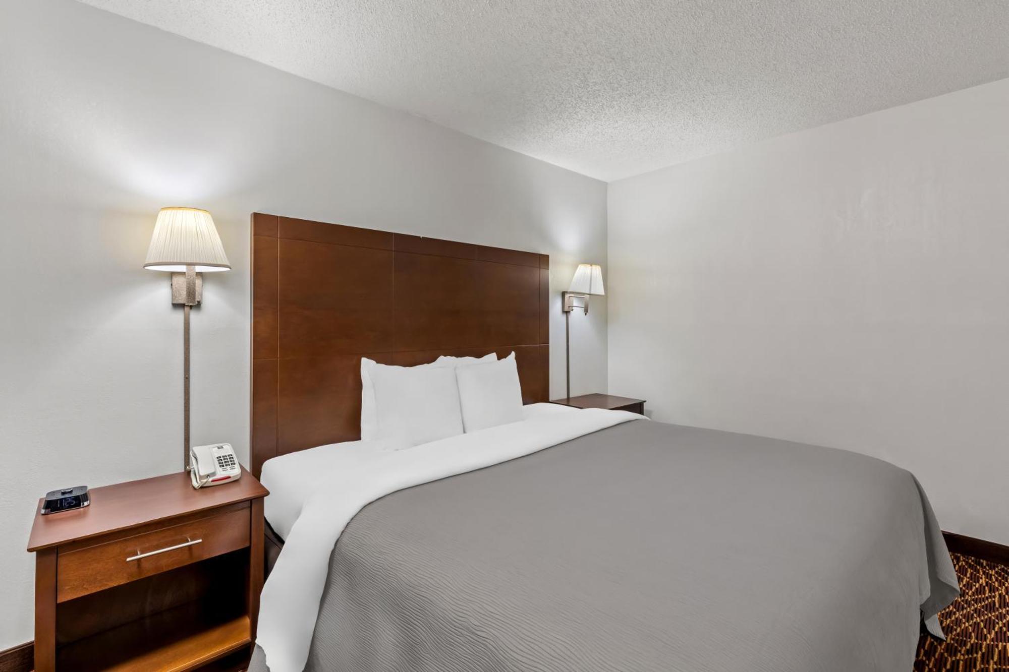 Quality Inn Marietta Exterior photo